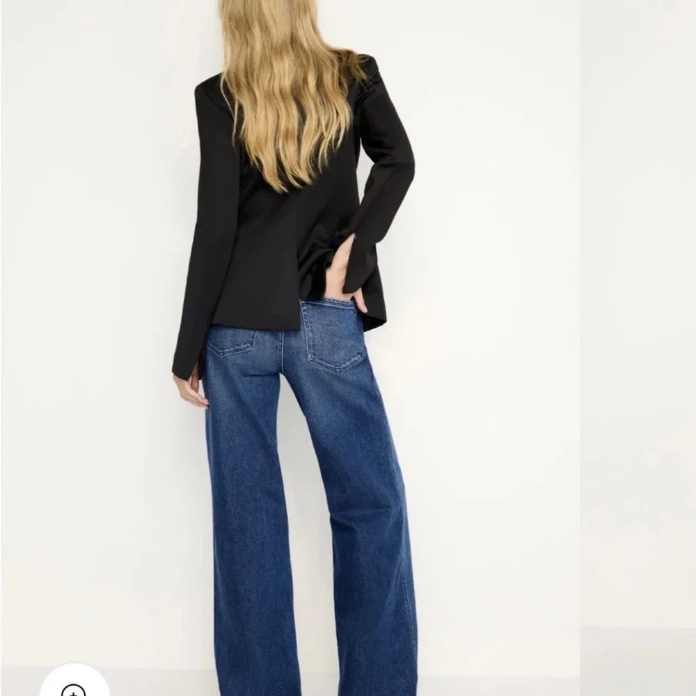 NWT Good American Women's 14
Good Skate High Rise Wide Leg
Jeans in BBBlue383 - Picture 11 of 15